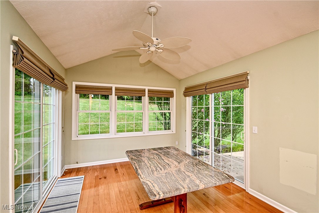 Greenwood Hlnds Condo Ph 14 Am - Residential