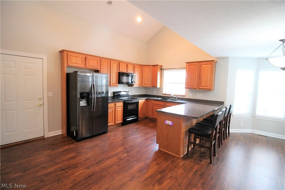 Villas/Waterford Xing Condo - Residential