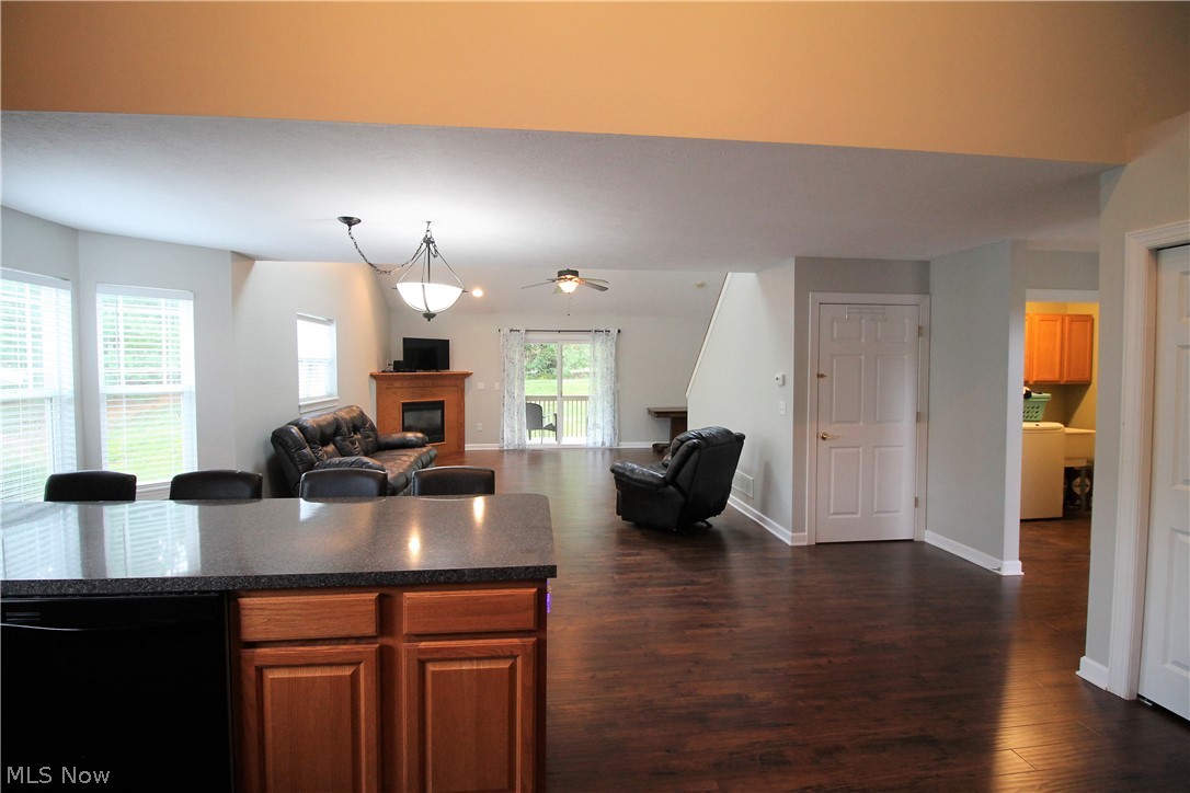 Villas/Waterford Xing Condo - Residential