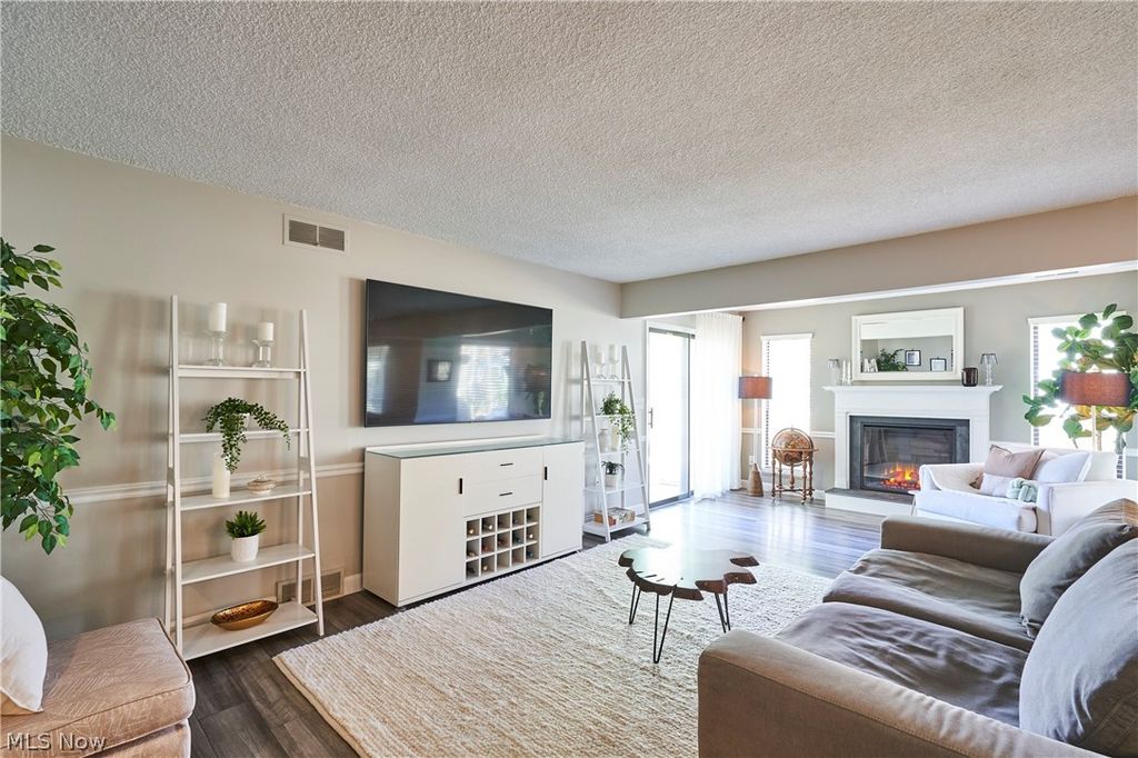 Photo of 874 Hampton Ridge Drive, Akron, OH 44313 (MLS # 5203492)