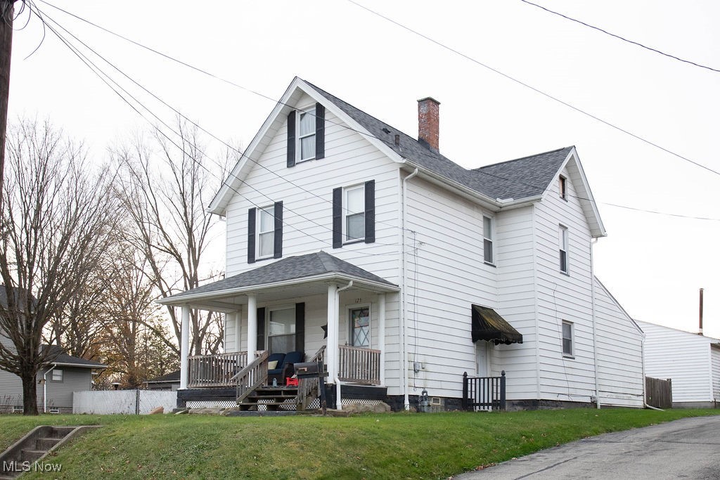 125 Ridgeway Street, Struthers, Ohio image 1