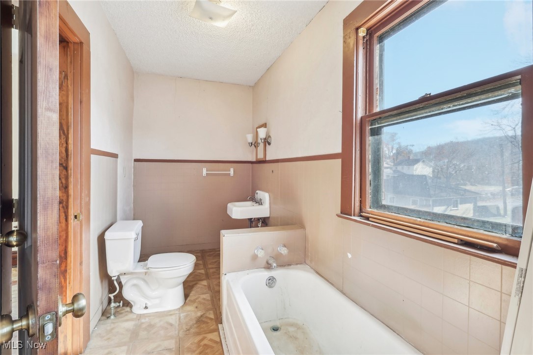604 E Lincoln Way, Lisbon, Ohio image 25