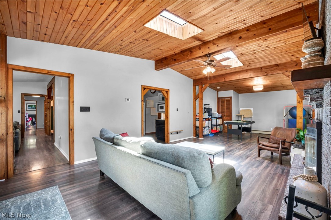Precision Hsng Corps Yorktown - Residential