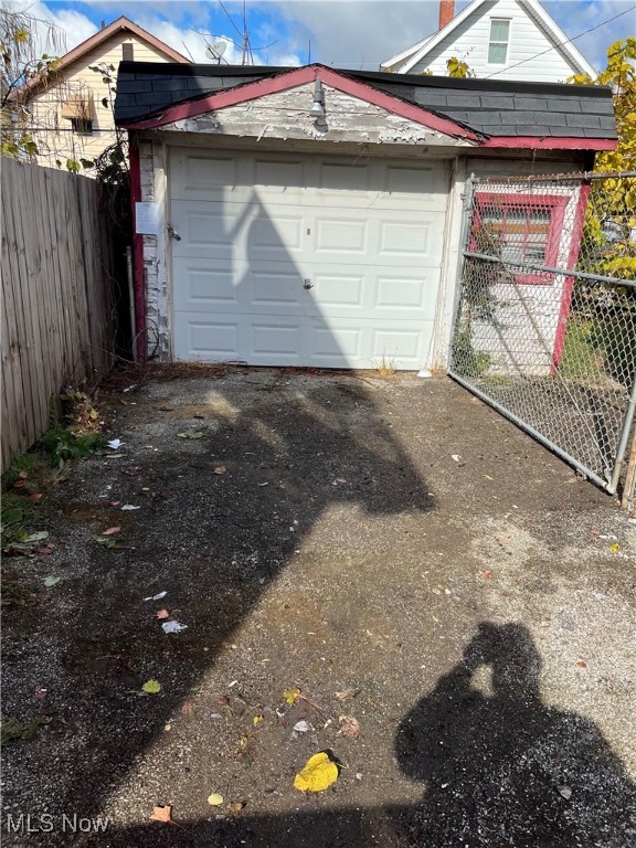 Elworthy Helwick Cos Bungalow - Residential