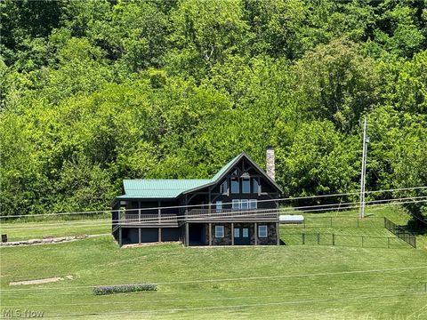 Homes For Sale - 476 Browns Lane<br/> Newport, OH 45768