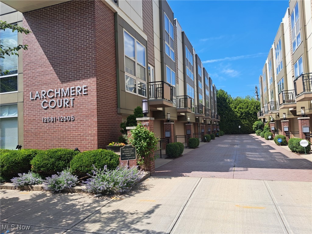 Rarely does a Larchmere Court Townhome hit the market and this is a lovely END unit with tons of windows and natural light! Contemporary design, jewel toned walls, wonderful and open floorplan. Kitchen offers granite countertops, stainless steel appliances, and a large granite breakfast bar. Living room has a wall of built - in bookshelves and a great fireplace with a super cool stainless steel surround, and a quaint office/reading nook which opens to a small balcony. Go up a flight and you will find two sunny bedrooms with built in closet systems, and 2 bathrooms, as well as a laundry closet with a stackable washer and dryer. A few significant upgrades include an additional garage space next to the unit (there is one within the unit itself), and hardwood floors on all levels (not just the main). Bonus room off garage can be used for exercise, office or storage. The private and glorious rooftop deck/garden is truly special, offering city views in every direction!
Vibrant, walkable neighborhood, with shops, galleries,restaurants, taverns, parks, and public transportation, all just steps away.
Directly up the hill from Cleveland Clinic, University Hospital, University Circle with its museums, Case Western Reserve University and tons more. Take advantage of the Greater Circle Living 20K downpayment assistance for those who work at CASE or Cleveland Clinic. Fantastic opportunity!
SO much to appreciate about this beautiful and fabulously located home!