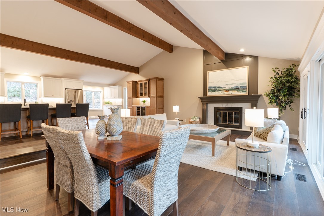 6873 Woodwalk Drive, Brecksville, Ohio image 17