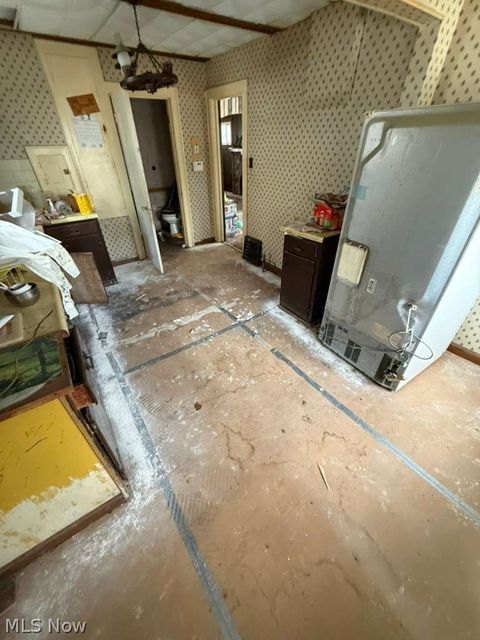 Tiny photo for 322 Madison Avenue, Akron, OH 44320 (MLS # 5202777)