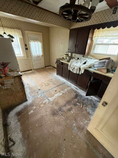 Tiny photo for 322 Madison Avenue, Akron, OH 44320 (MLS # 5202777)