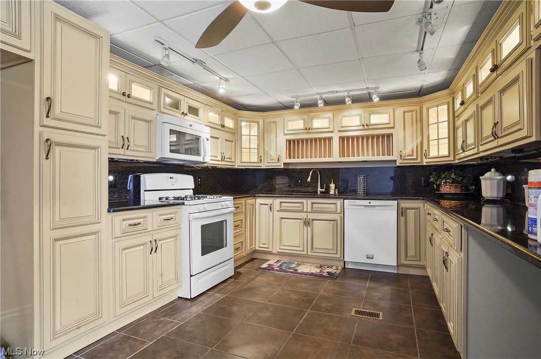 Nimisila Senior Estates - Residential