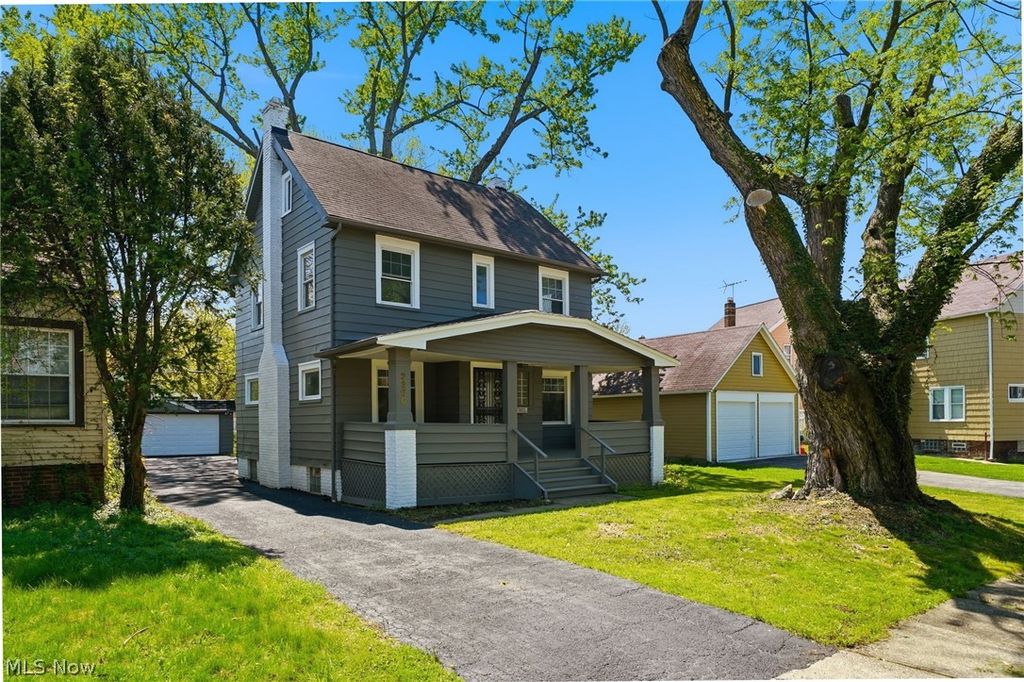 Photo of 3356 Spangler Road, Cleveland Heights, OH 44112 (MLS # 5203679)