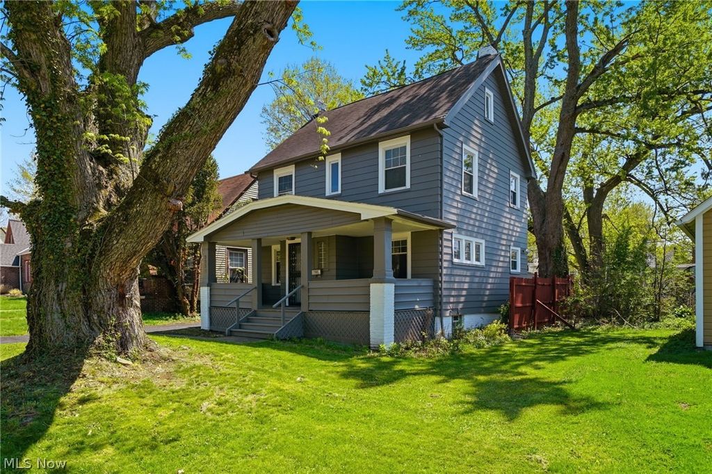 Photo of 3356 Spangler Road, Cleveland Heights, OH 44112 (MLS # 5203679)