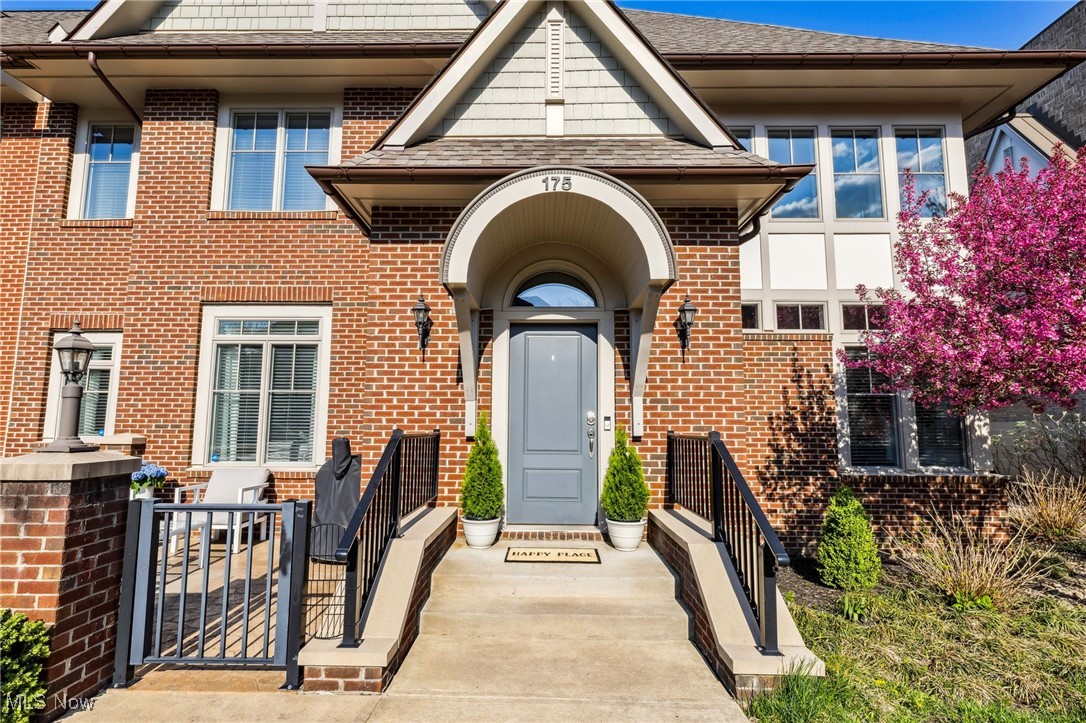 175 Ashbourne Drive, Westlake, Ohio image 2