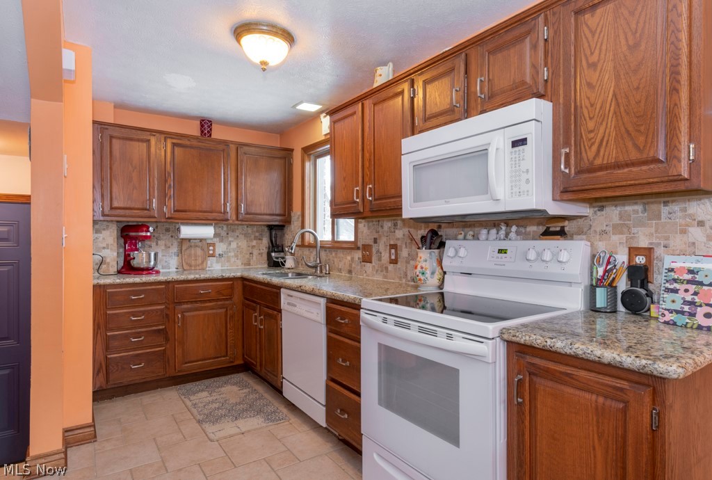 R H Proteaus 01 - Residential