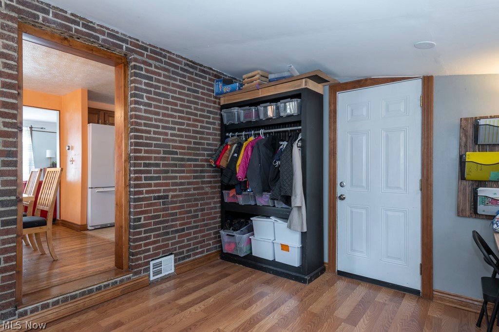 R H Proteaus 01 - Residential