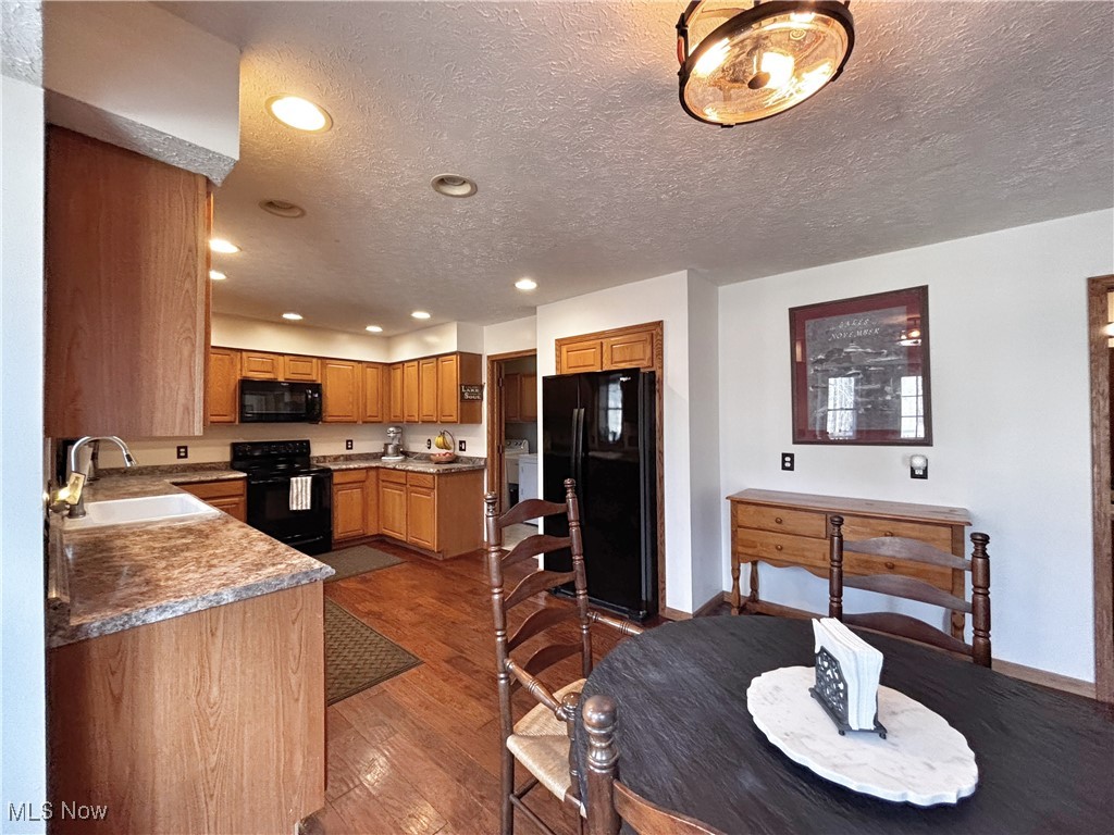 10039 Cummins Drive, Deerfield, Ohio image 14