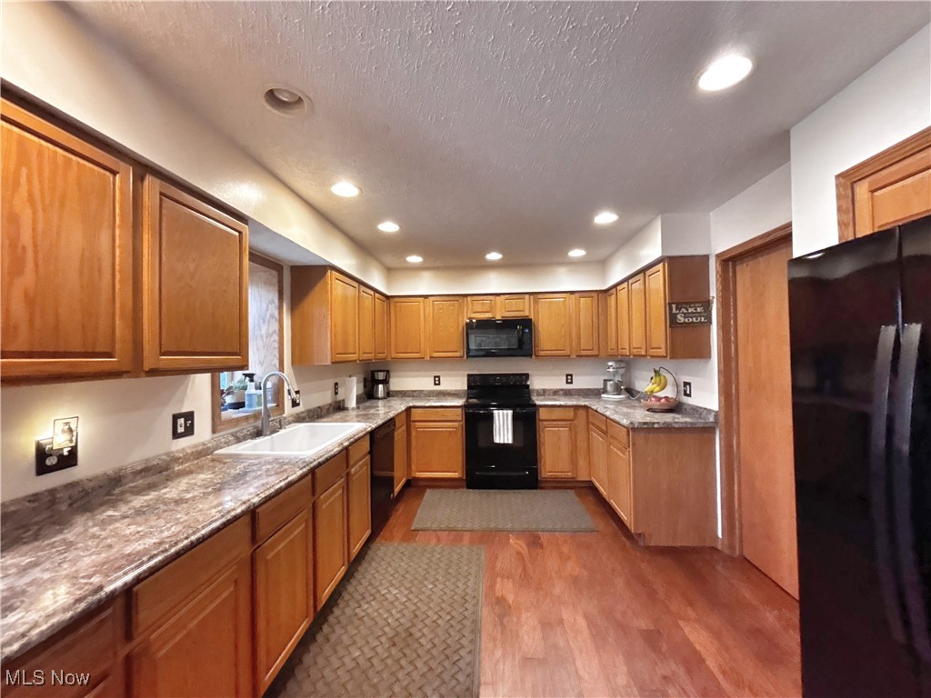 10039 Cummins Drive, Deerfield, Ohio image 7