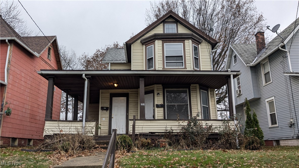 Investment opportunity! Canton Duplex up for grabs. Featuring 2 / 2 bedrooms 1 bath units. Each unit has separate furnace and hot water tank and is separately metered for all Utilites including water. Unit 2 is currently rented for 750.00 per month. Unit 1 is vacant and would be great for an owner occupied. Grap your favorite Realtor and check this one out today.