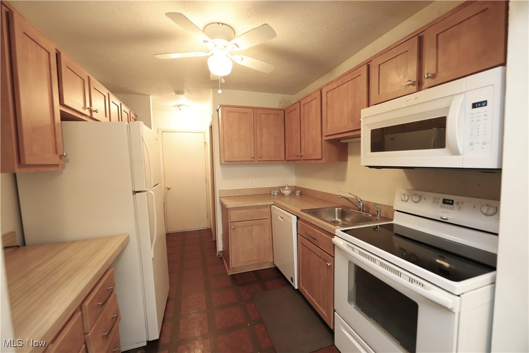 4213 Dennis Lane