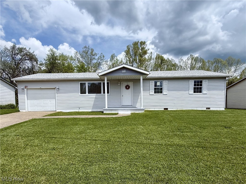 32 Ash Circle Cir, Davisville, West Virginia image 1