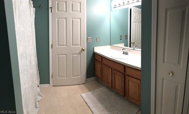 Courtyard Crystal Lake - Residential