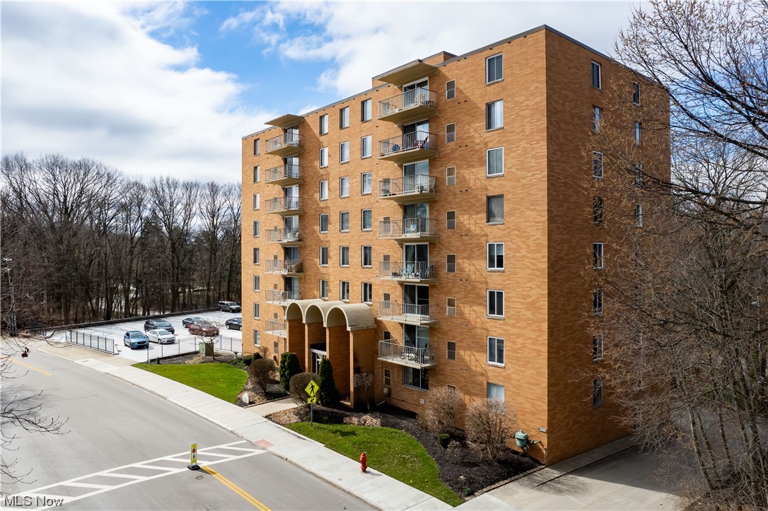 Baldwin House Condo - Residential
