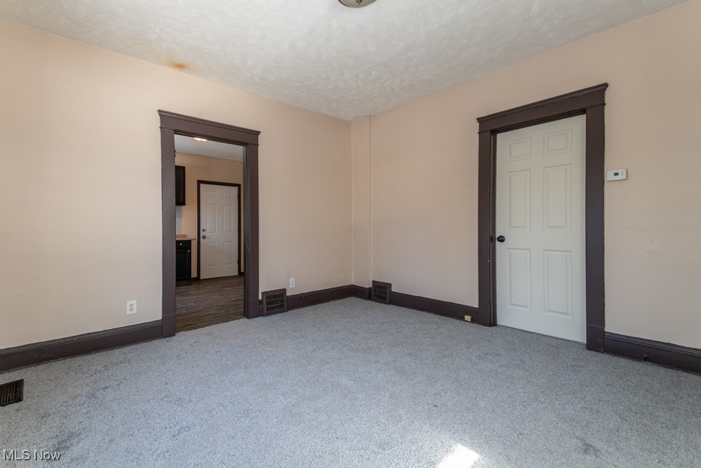 Gund - Residential Income