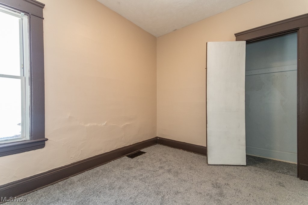 Gund - Residential Income