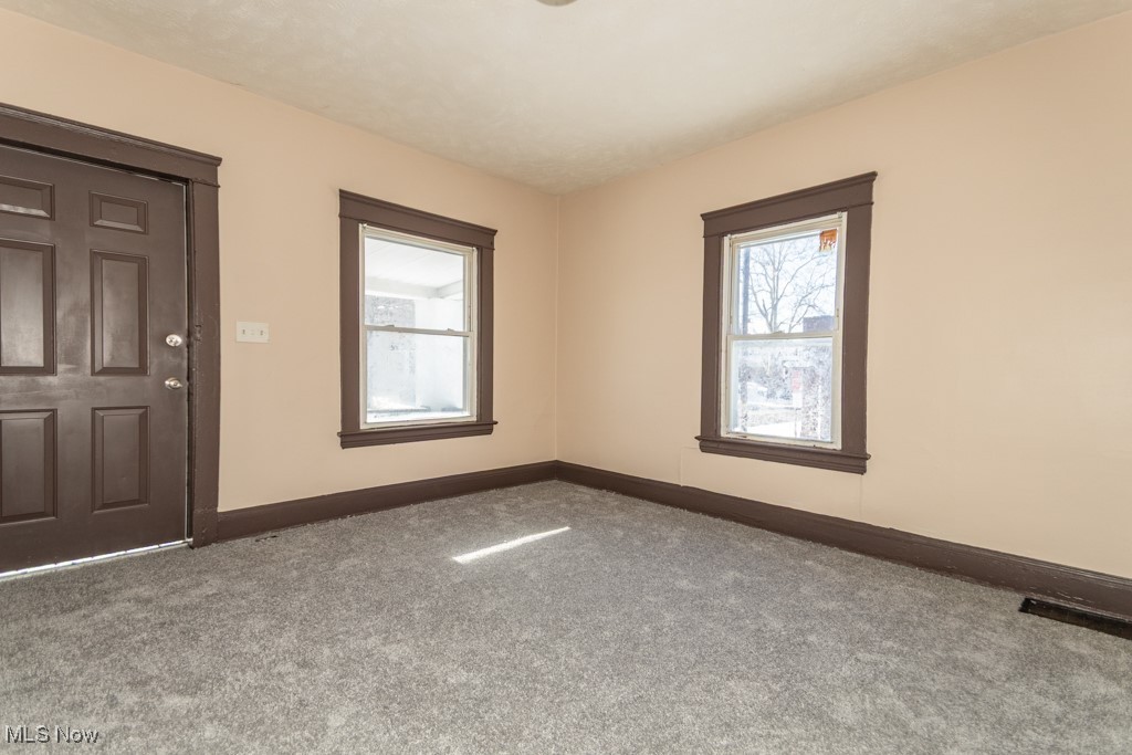 Gund - Residential Income