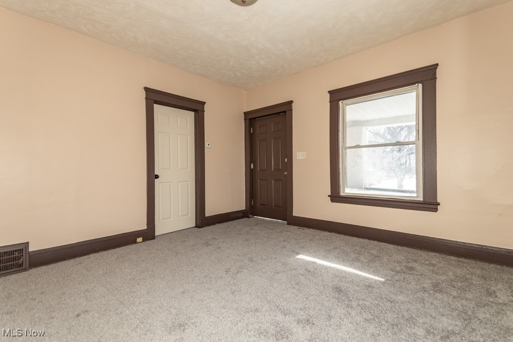 Gund - Residential Income