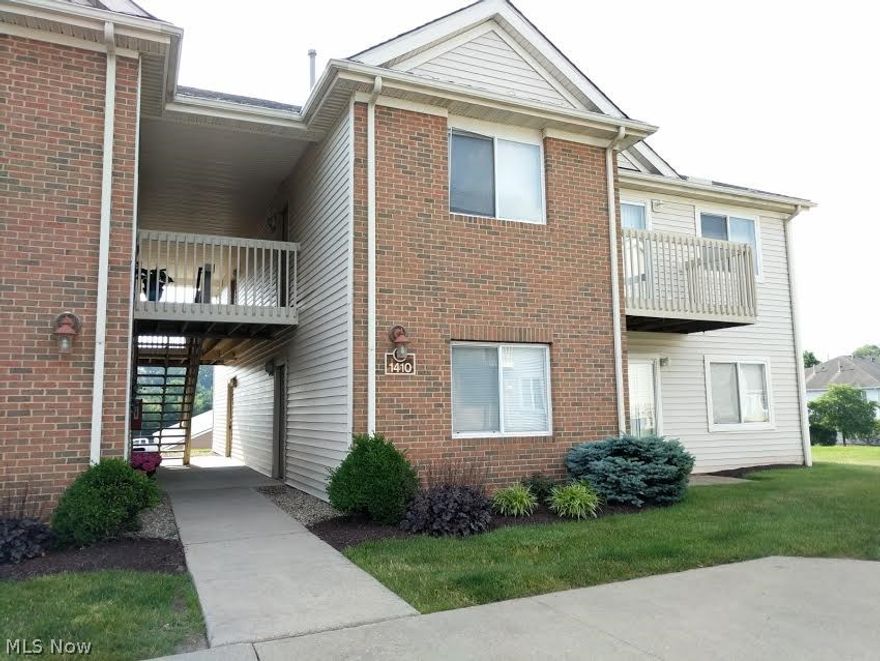 Fantastic first floor unit available at Buckingham Gate! This 1 bedroom apartment boasts new carpet throughout. The bedroom has a modern sized walk in closet. Fully equipped laundry room and extra storage in the unit. Neutral colors and extra wide doors. Fully applianced kitchen with a breakfast bar. Nice sized patio off dining area. Access to pool, fitness room, water and basic cable all included in rent!! Conveniently located to restaurants, shopping and parks! Don't miss out. All adult applicants must apply online. $35 nonrefundable application fee per adult applicant. We run credit, criminal, eviction history and verify income. No Section 8. No Pets.