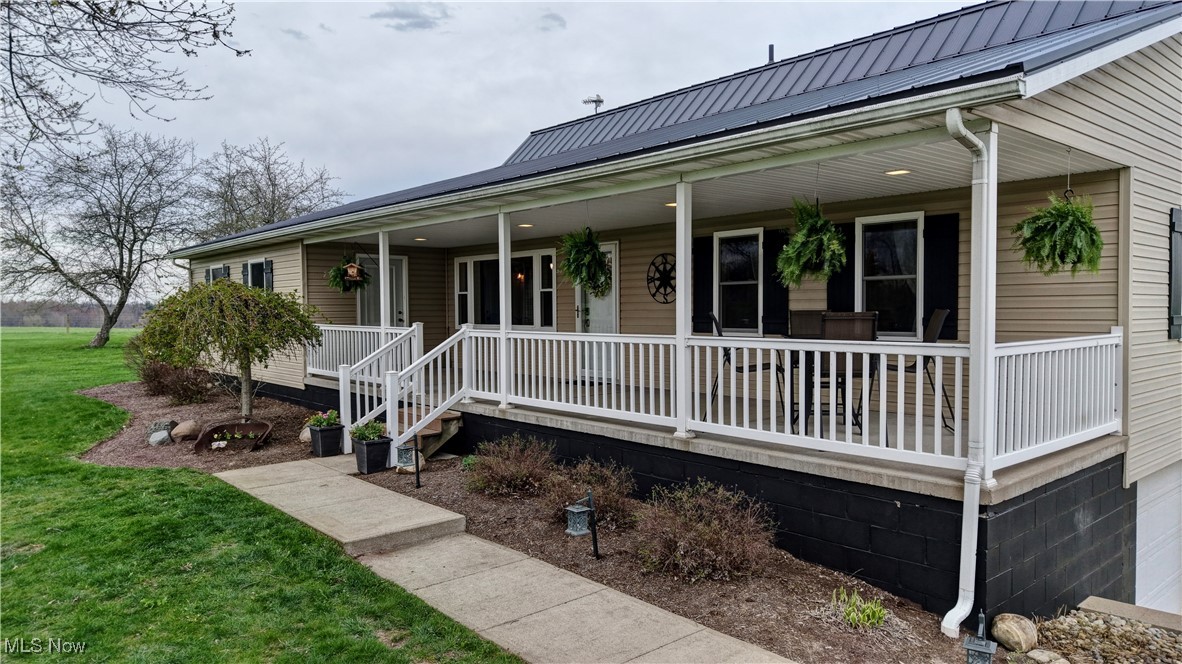 4604 Manchester Avenue, Navarre, Ohio image 2