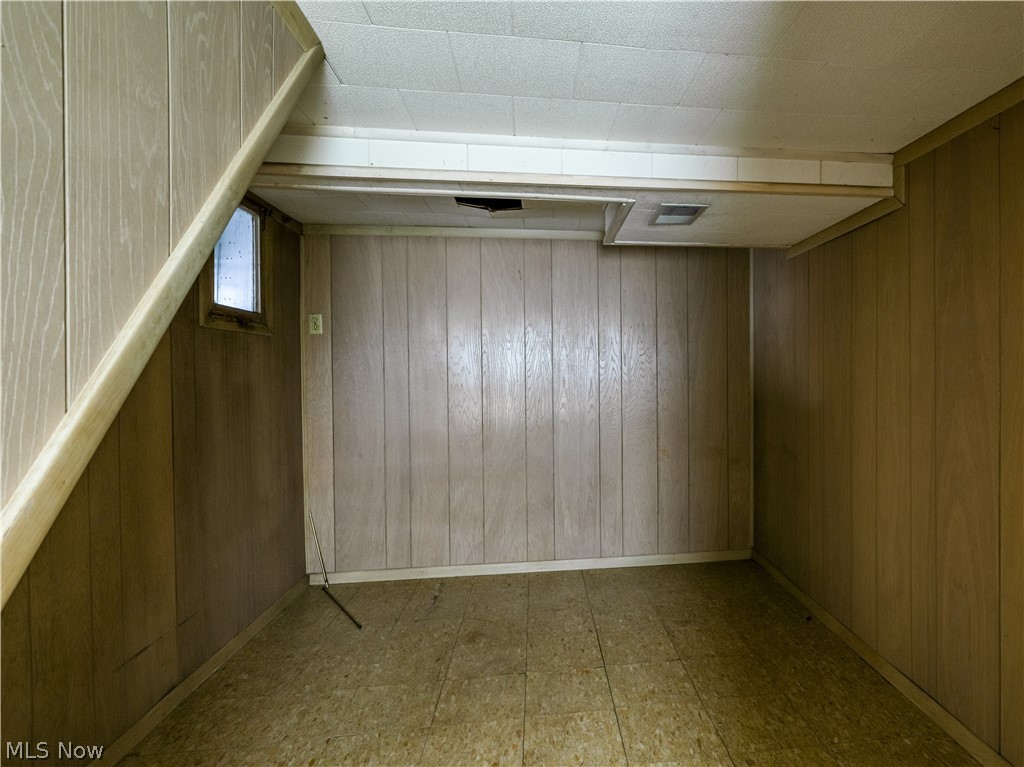 Village/Lowellville - Residential