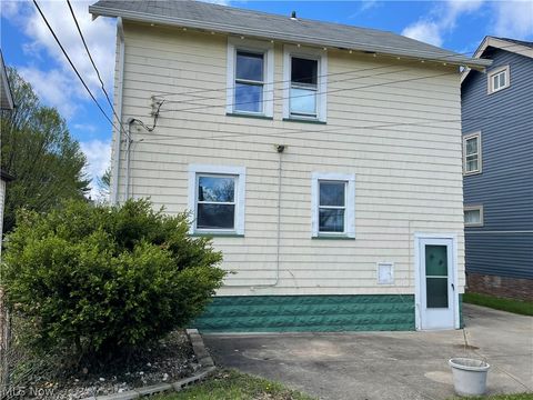 Tiny photo for 2213 Wyandotte Avenue, Lakewood, OH 44107 (MLS # 5202050)
