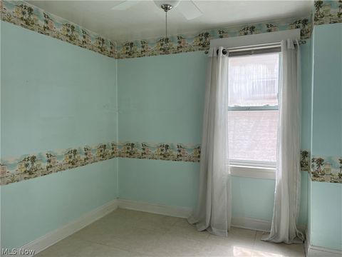 Tiny photo for 2213 Wyandotte Avenue, Lakewood, OH 44107 (MLS # 5202050)