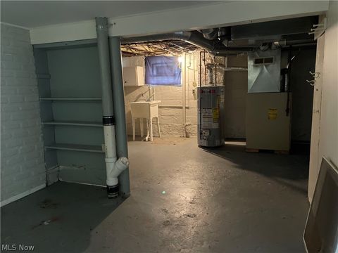 Tiny photo for 2213 Wyandotte Avenue, Lakewood, OH 44107 (MLS # 5202050)