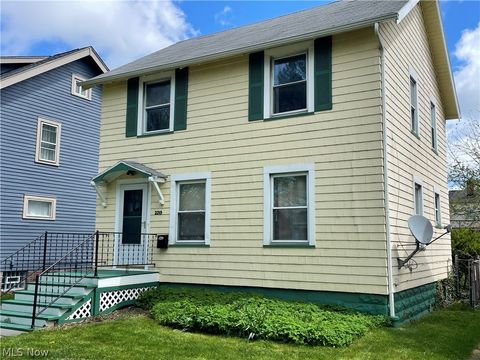 Tiny photo for 2213 Wyandotte Avenue, Lakewood, OH 44107 (MLS # 5202050)