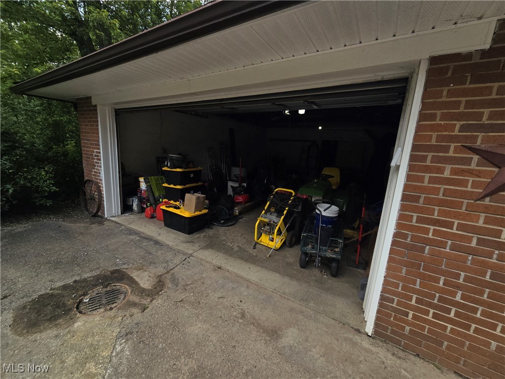 2099 Greensburg Road, North Canton, Ohio image 37