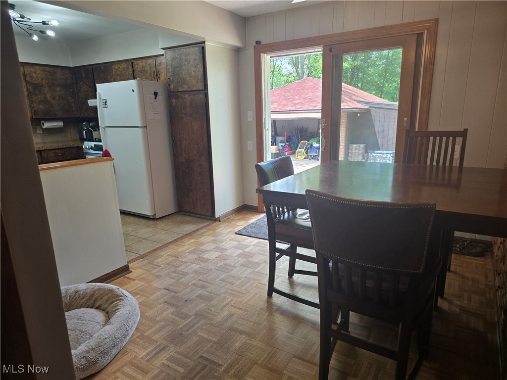 2099 Greensburg Road, North Canton, Ohio image 4