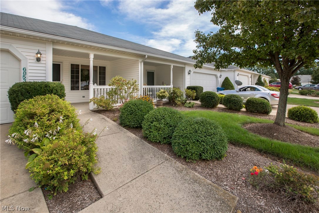 Cottages/Savannah Condos Ph 12 - Residential