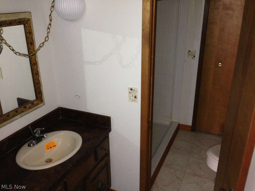 Meadowbrook Estate - Residential