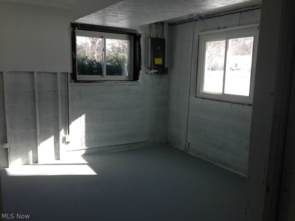 Meadowbrook Estate - Residential