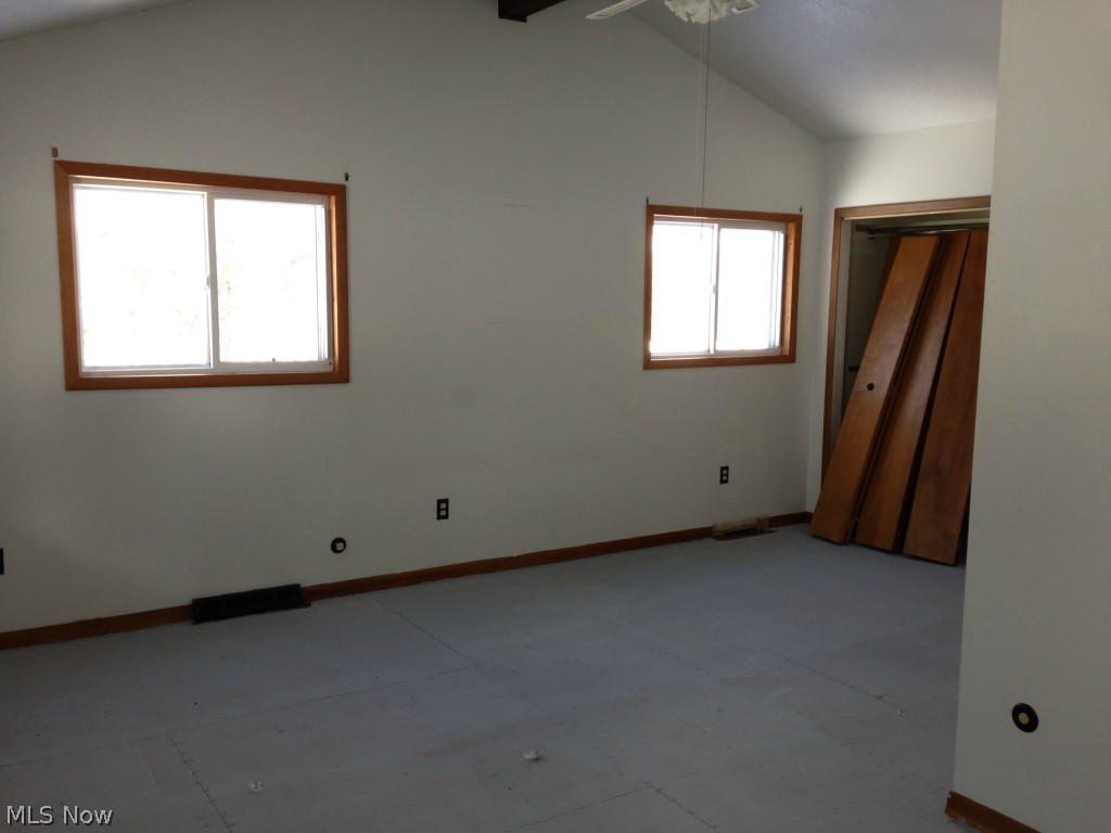 Meadowbrook Estate - Residential