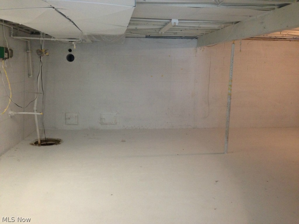 Meadowbrook Estate - Residential