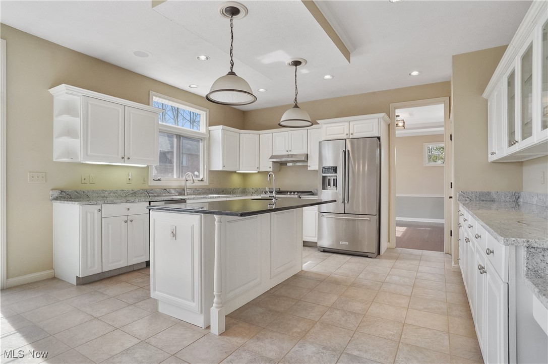 2053 Sperrys Forge Trail, Westlake, Ohio image 13