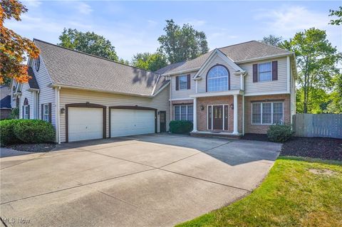 2053 Sperrys Forge Trail Westlake OH 44145