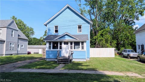 Homes For Sale - 624 Buffalo Street<br/> Conneaut, OH 44030