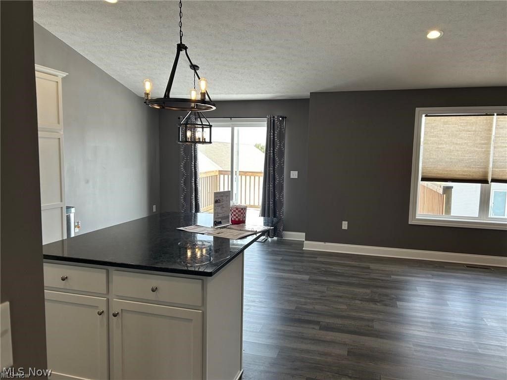 Photo of 937 Crockett Circle, Canal Fulton, OH 44614 (MLS # 5201139)