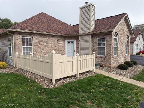 Photo for 695 E Western Reserve Road 103