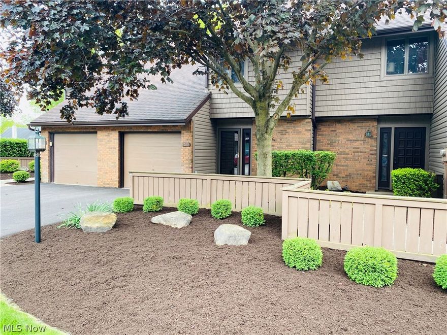 Howland, 3 bed/3 bath condo for under $150k??!! This one WON'T last folks! The first thing you notice when you drive through this association is how meticulous the management is at keeping this place top-notch! This small, cute condo development looks more like a perfectly manicured park than a place to live!! The lawn is immaculately taken care of & the landscaping is detailed & crisp! You will love the flow of your new condo and how EVERYTHING is move in ready! Your half bath & laundry are conveniently located on the first floor with your other 2 full baths upstairs. Mom will absolutely love her kitchen which is central to the first floor & leads right into the huge living room with your very own fireplace for those cold Ohio winters! The condo flows out to the back patio, tropical paradise with your very own privacy wall for your family get together’s and your weekend cookouts! You will love your HUGE master bedroom (18 1/2' x 15') with an awesome walk-in closet and an oversized mas